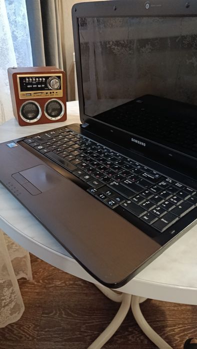 Ноутбук Samsung б/у