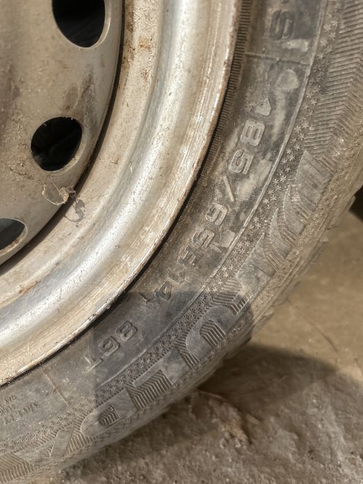 Покрышка с диском