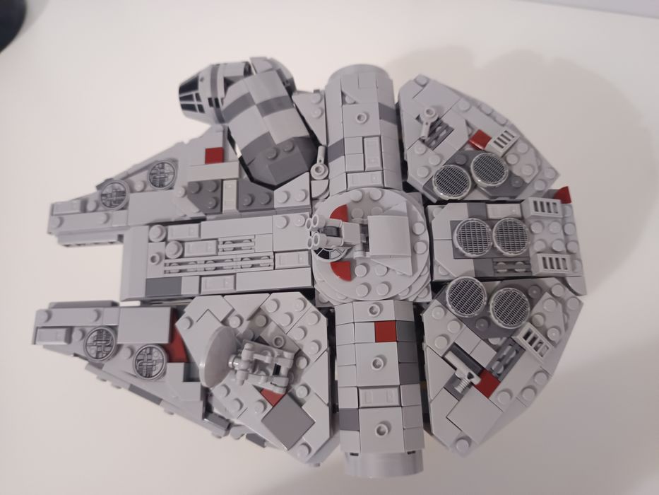 Lego Star Wars 75375 25th anniversary Millennium Falcon