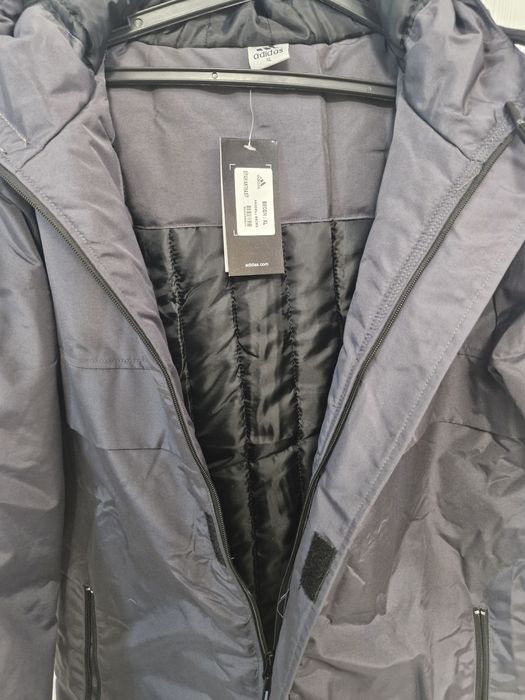 Яке Adidas L размер