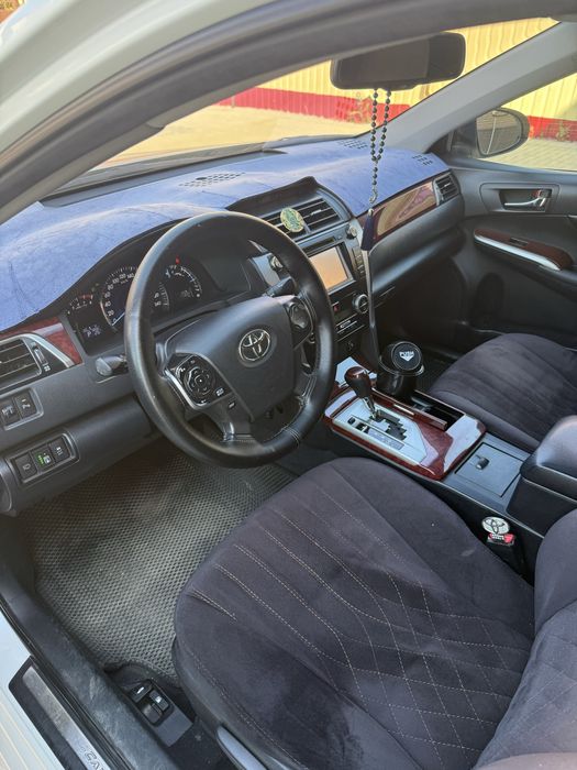 Toyota camry XV50