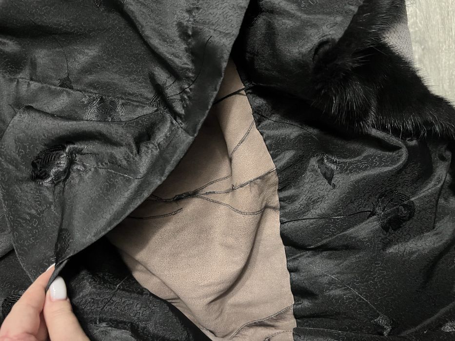 Продам норковую шубку