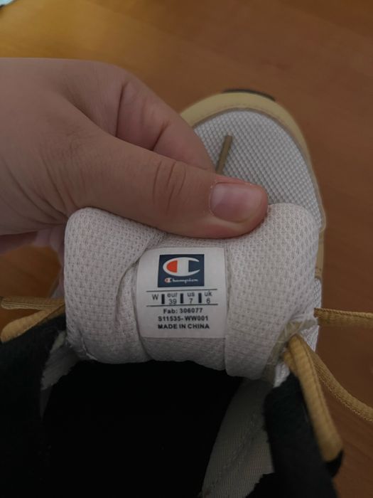 Adidasi Champion