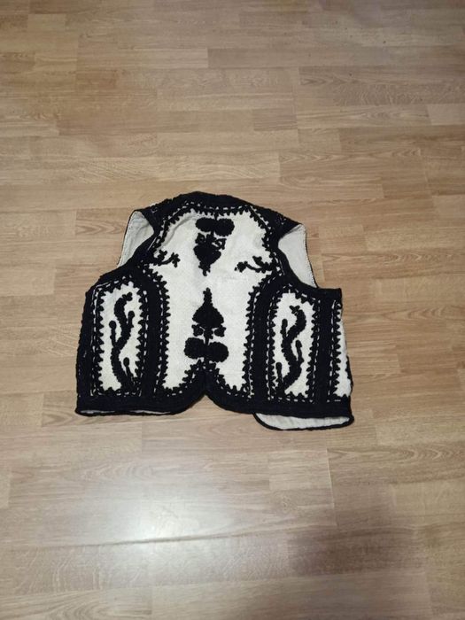 Vand obiecte traditionale gorjenesti