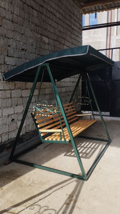 Продается качеля новый