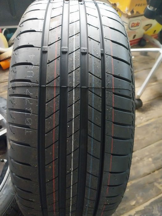 Bridgestone Turanza RFL- 225/45/18