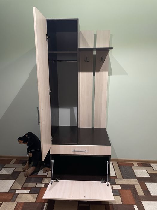 Продам шкаф для прихожей, в отличном состоянии!