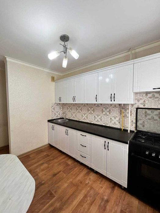Продам 3х комн кв 8мкр