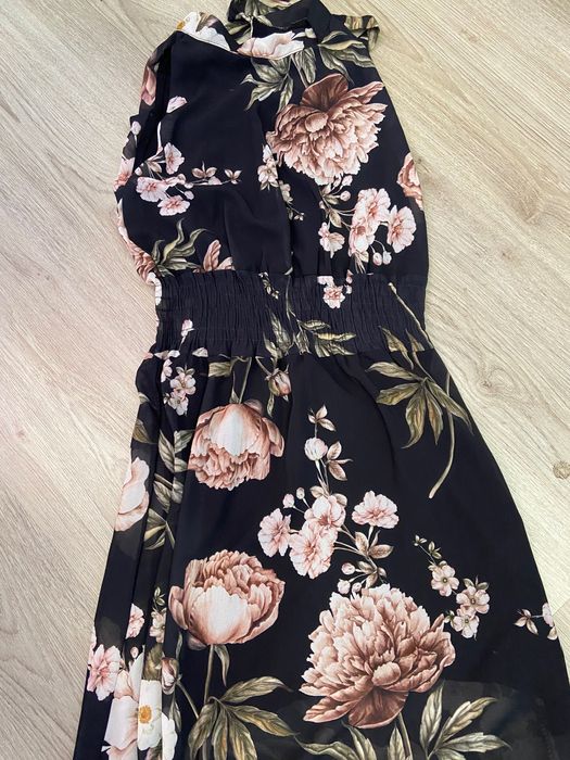 Дълга елегантна рокля