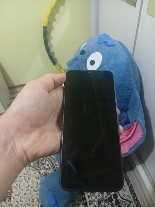 Telefon sotiladi