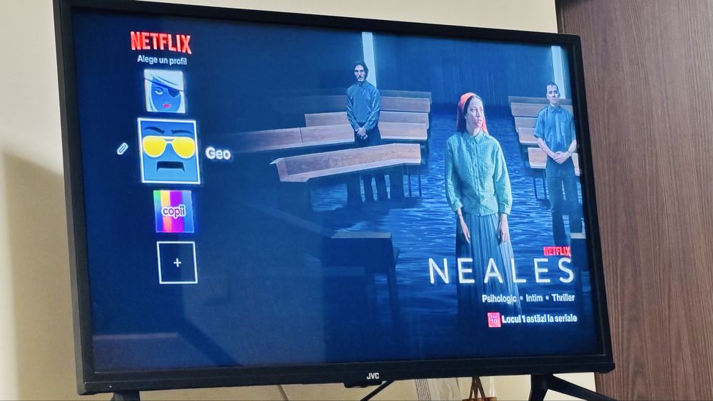 Vand Smart tv JVC diagonala de 80 de cm