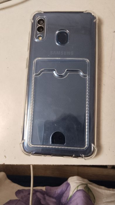 Продам смартфоны samsung и huawei