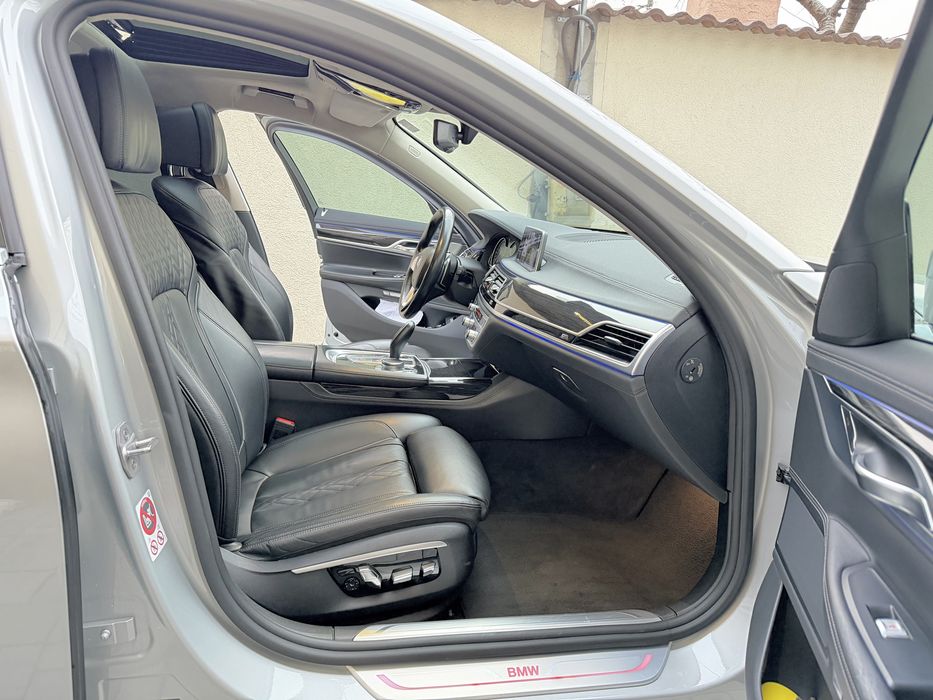 BMW Seria 7 - 740d xDrive 320cp Individual , Trapa , Laser , Proprietar !