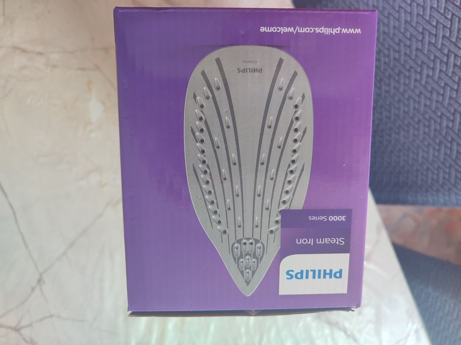 Продам утюг новый Philips