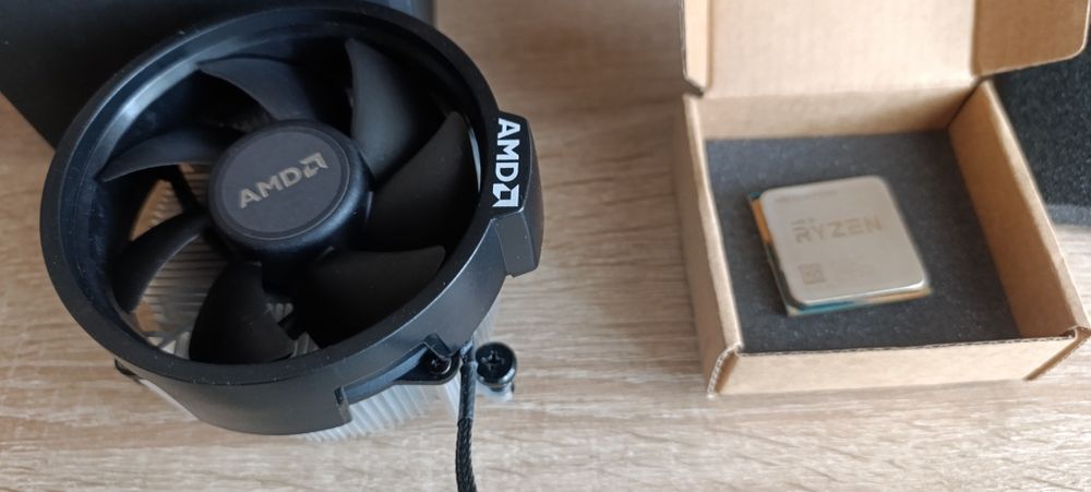 Procesor AMD Ryzen 5 3400g