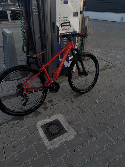 Vand bicicleta merida big seven 40 pret negociabil