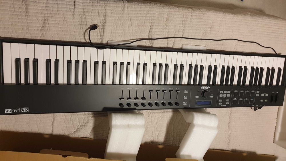 Arturia KeyLab Essential 88