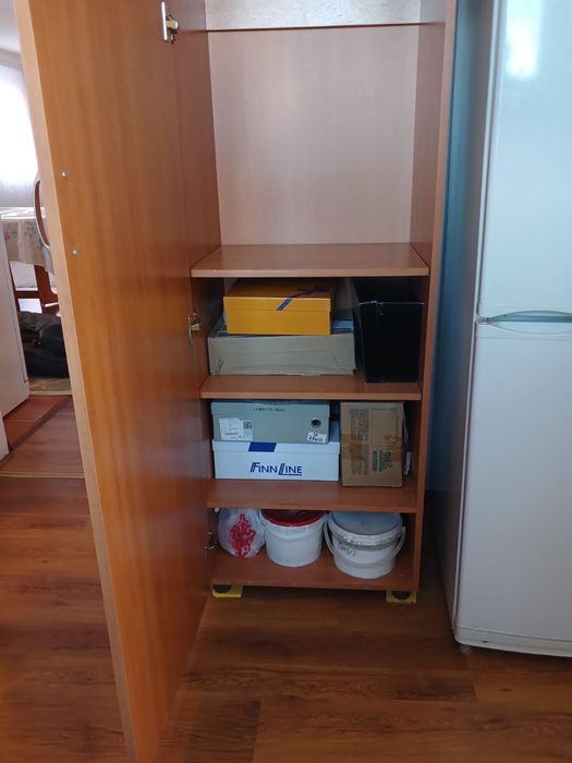 Шкаф пенал для прихожей