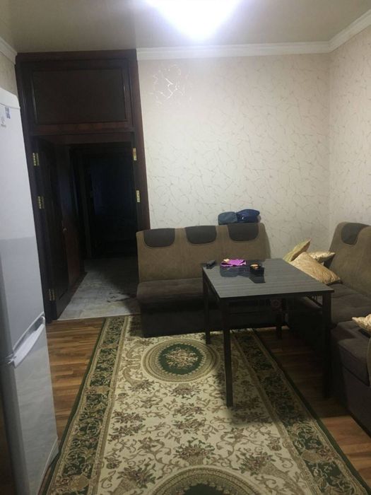 Продам 4 комнатный квартиру