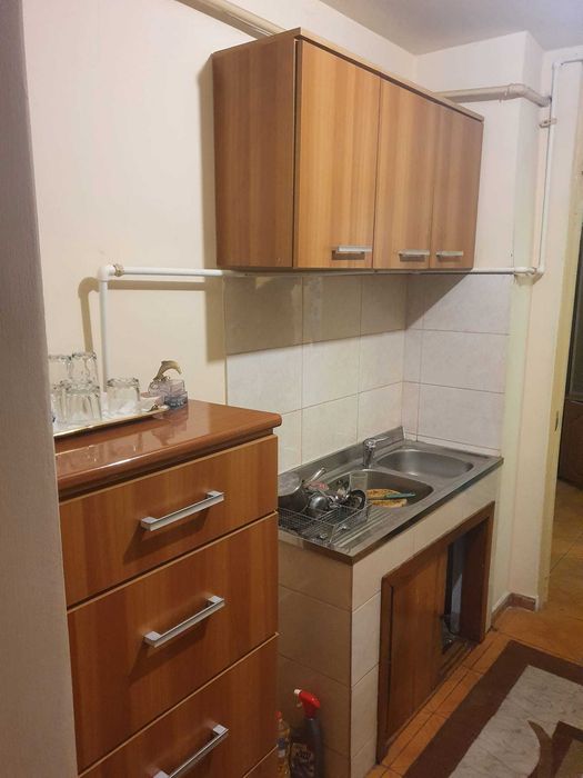 Vand apartament 2 camere