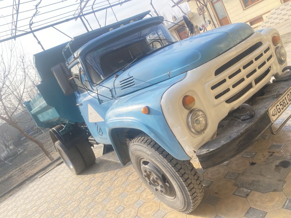 Zil 130 mascow holati yaxwi yurib turgan
