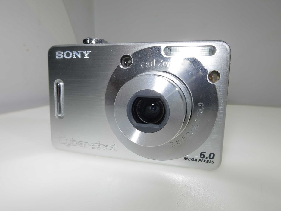 Sony Cyber-shot W50 компактен цифров фотоапарат дигитална камера НОВА