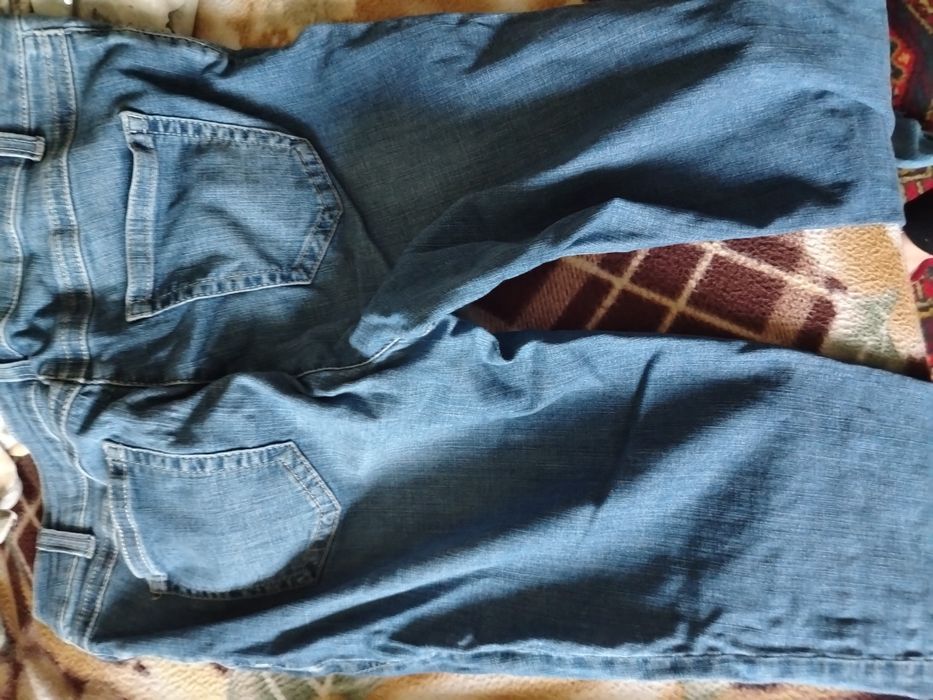 Продам джинсы 48-52
