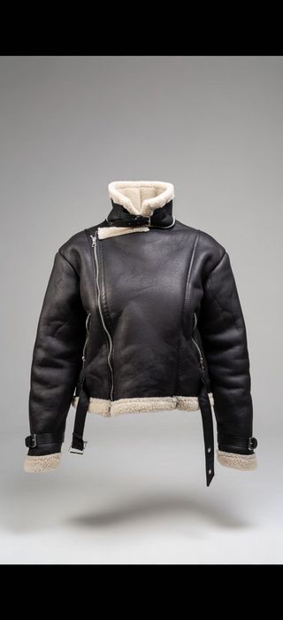 Продам дубленку новую