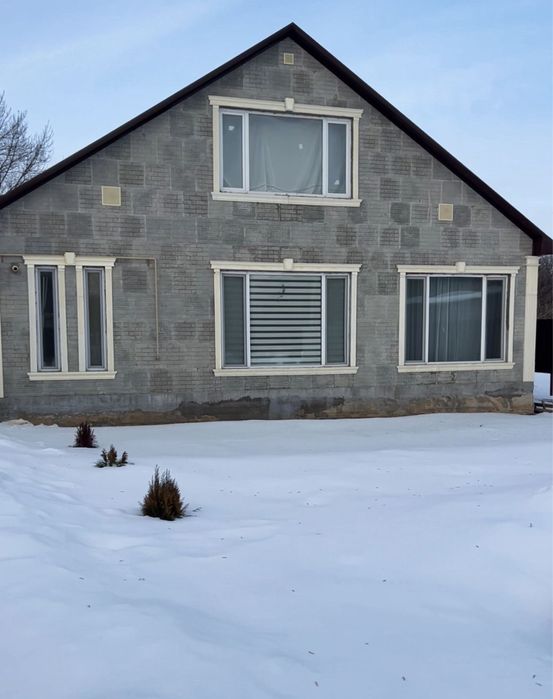 Продам дом в Селекционном (есть мансарда но не закончена )