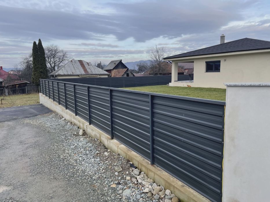Construim garduri și porți la cerința clientului
