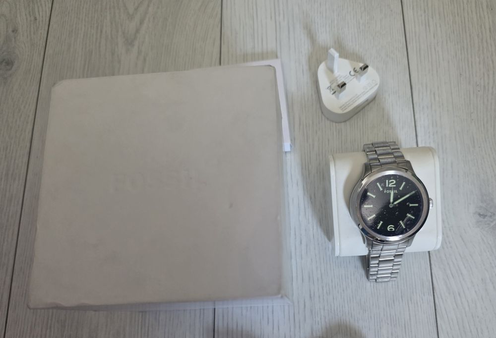 Ceas smart Fossil Q Founder D35E nou