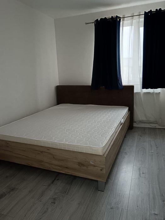 Apartament de închiriat