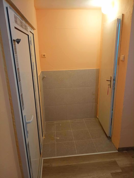 Дава се под наем Офис в Бургас, Братя Миладинови - 18 кв.м за 180 € - Снимка #2