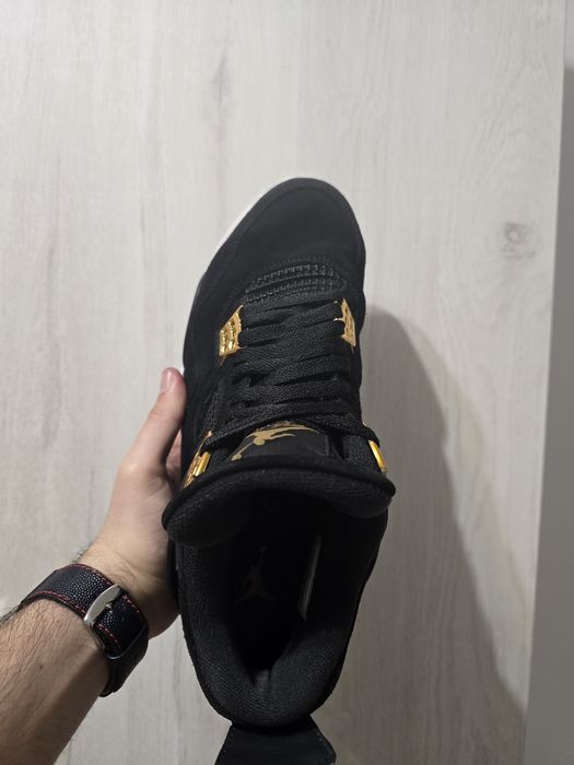 Jordan 4 Retro Royalty