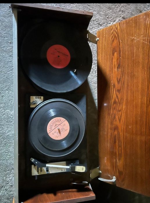 Продам приёмники ( Ретро )