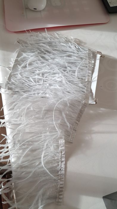 Продам натуральные перья страуса