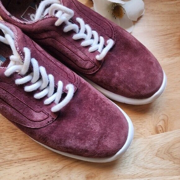 Дамски маратонки Vans номер 36