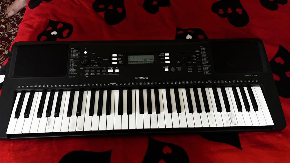 YAMAHA psr~e373