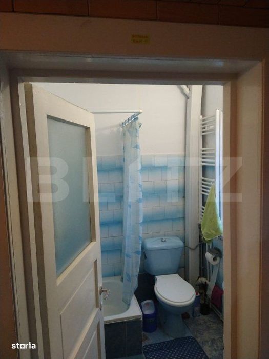 Casa individuala de inchiriat, cu 5 camere, 250 mp, zona Cetate