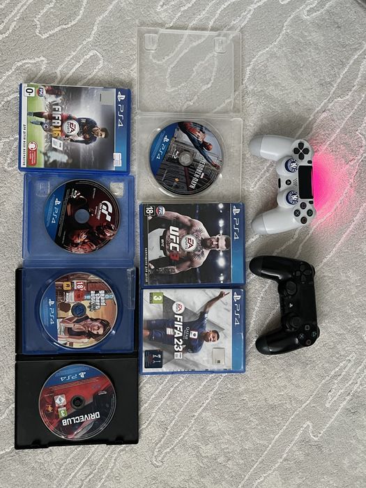 Продам Play Station 4 Slim 1 TB