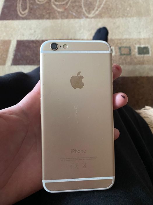 В продаже  айфон 6
