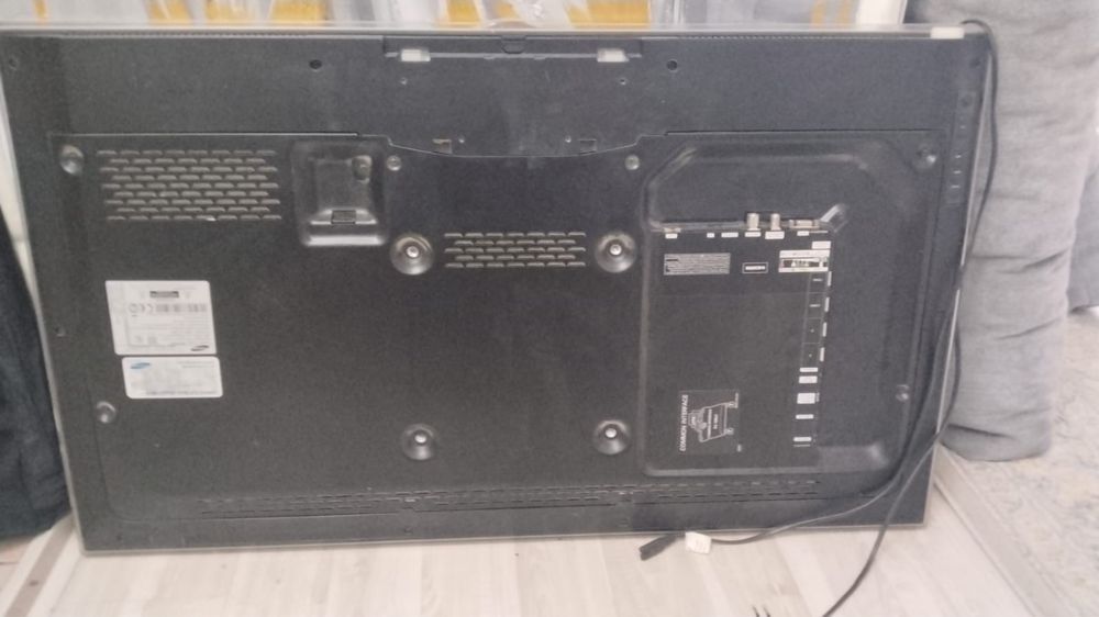 Телевизор б/у самсунг