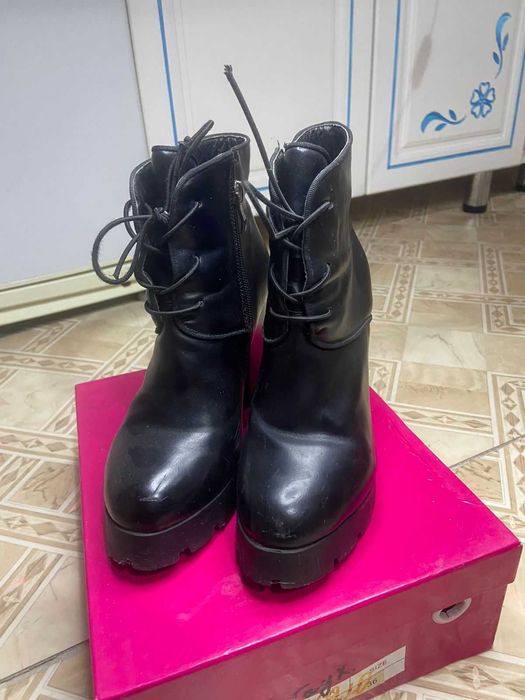 Турецкий ботинка