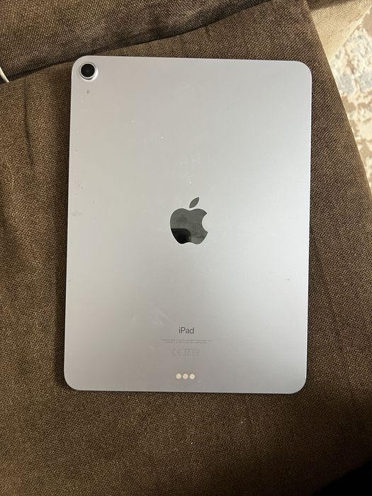 iPad Air 4 Wi-Fi – Требуется дисплей, цена ниже рынка