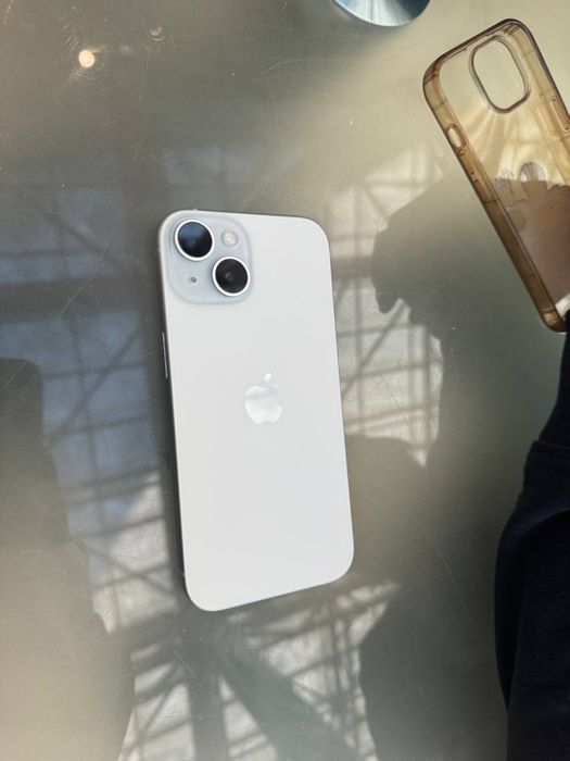 Iphone 15, емкость аккума 88