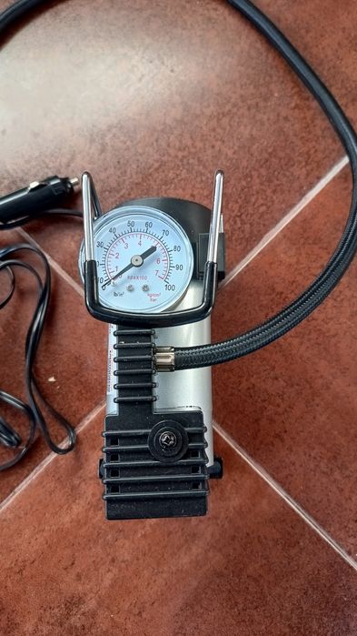 Компресор на 12 v