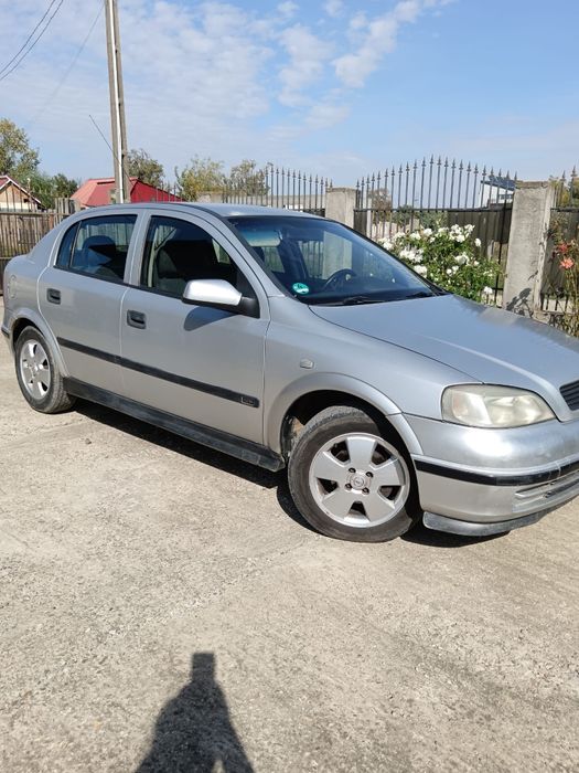 OPEL ASTRA 1598 Cm cu an 2001