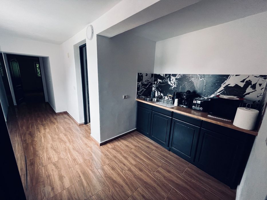 Casa cu 6 apartamente