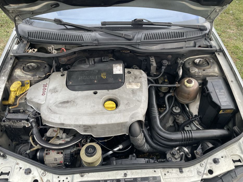 Renault Megane на части