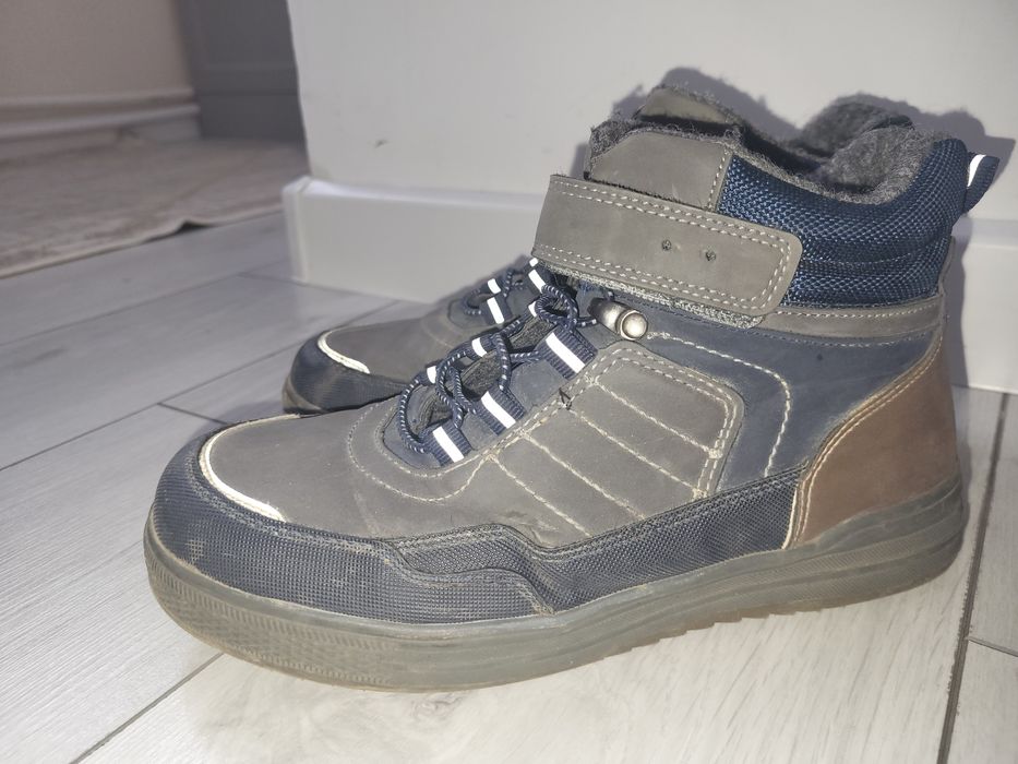 Ботинка для подростка